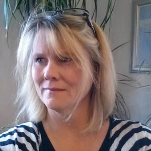 Meet your Posher, Itha